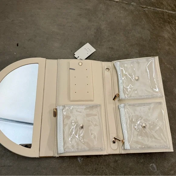 A New Day Yellow and Brown Citrus Clutch - Picture 2 of 2